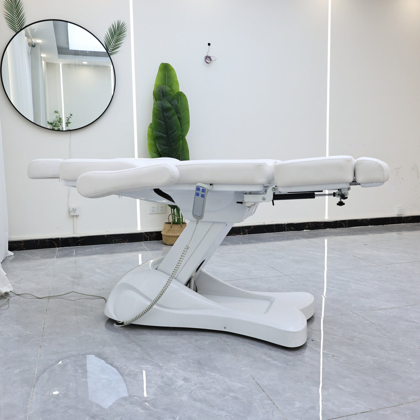 VersaComfort Adjustable Medical Chair