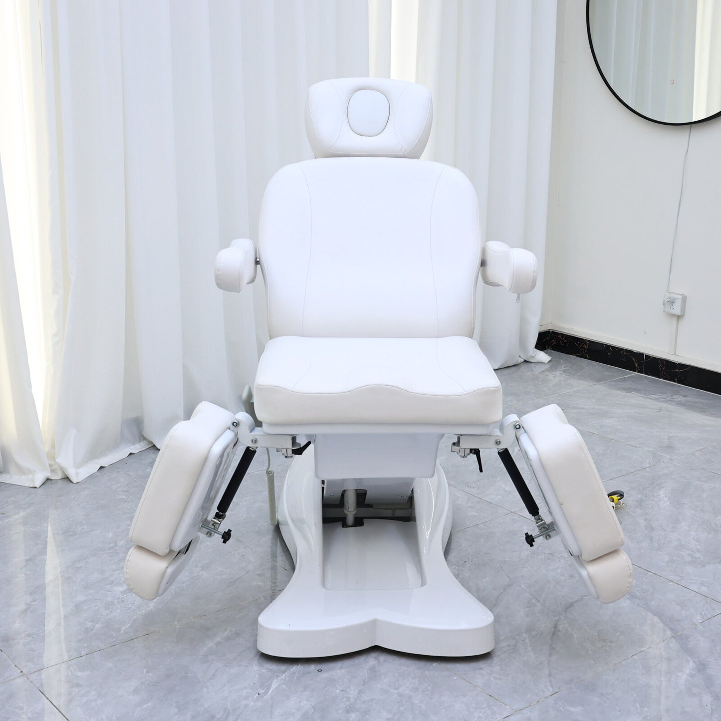 VersaComfort Adjustable Medical Chair