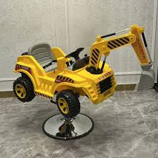 Children's Car-Shaped Salon Chair for Beauty and Barber Services