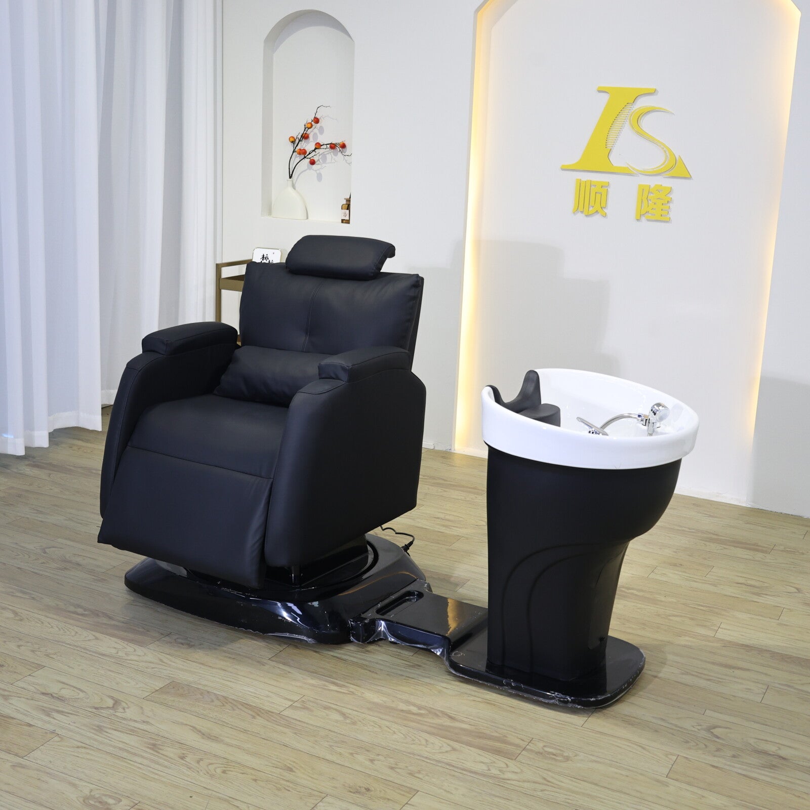 Electric Adjustable Hair Salon Chair with Console-Controlled Lifting, Side Movement, and Washing Capability