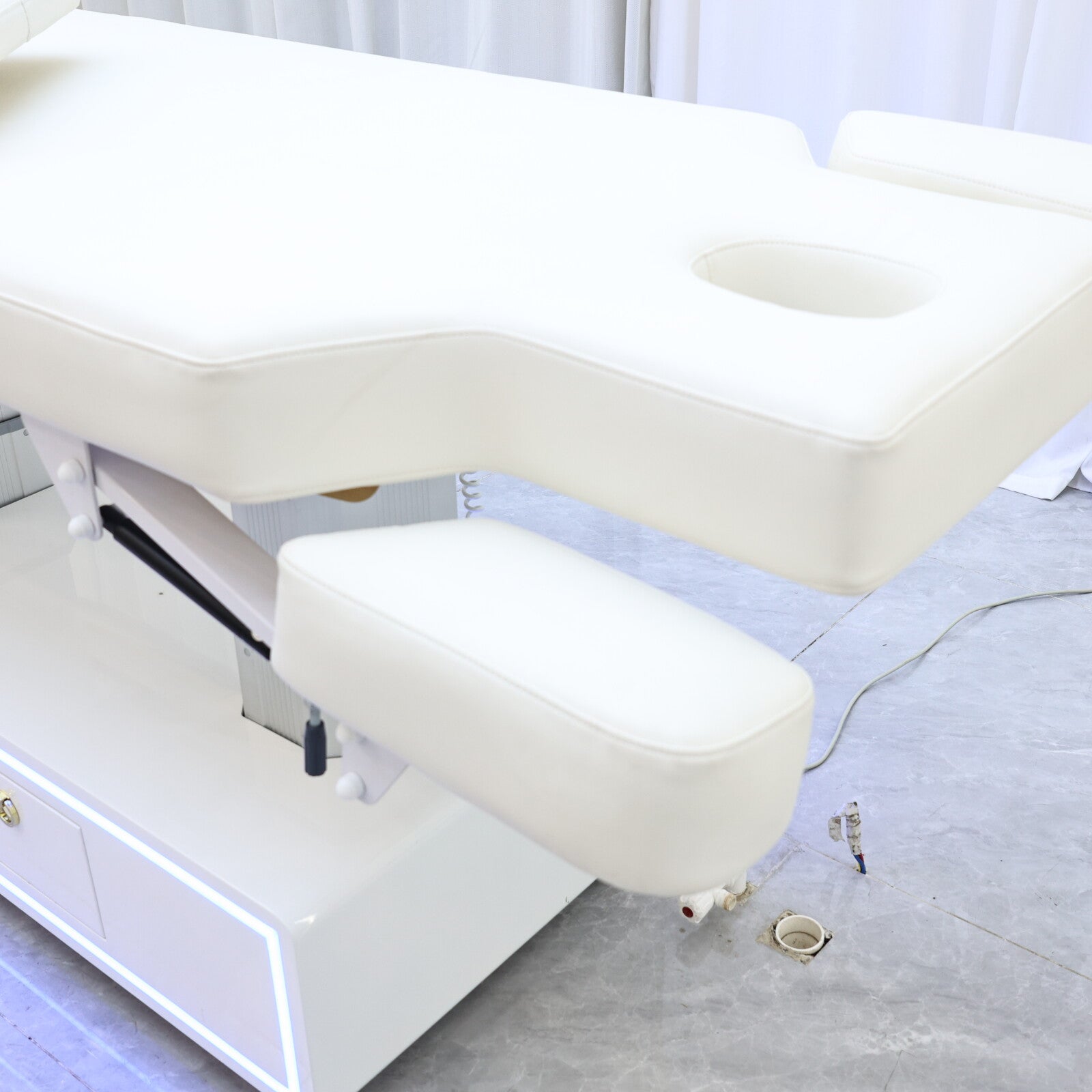 Elite Serenity Spa Bed
