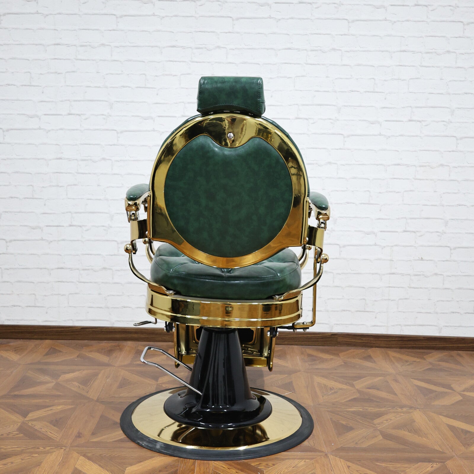 Regal Vintage Barber Chair