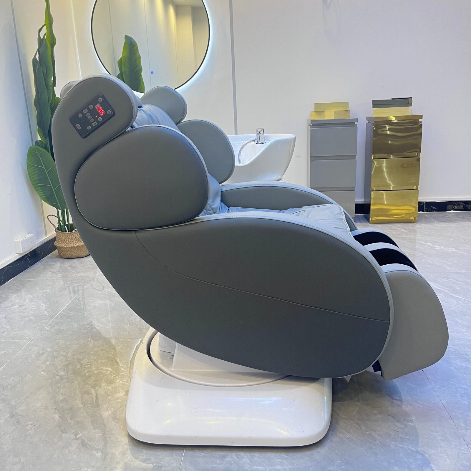 Shampoo and Hair Washing Chair with Integrated Massage Function