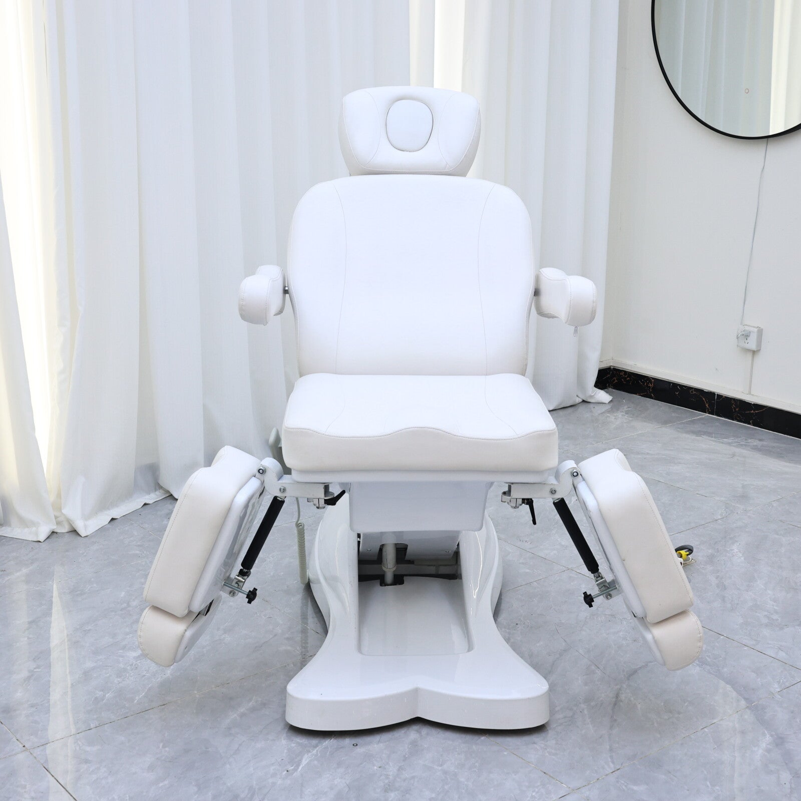 VersaComfort Adjustable Medical Chair